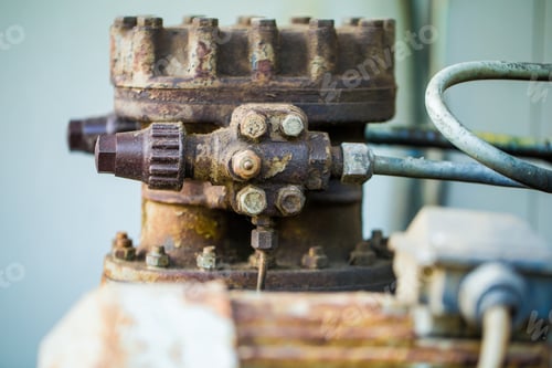 Preview: details of a very old tractor, mechanical parts