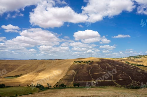 Preview: Rural landscape in Val d Orcia, Tuscany, Italy
