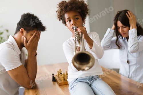 Preview: Family spending time together at home
