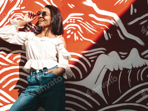 Preview: Portrait of young beautiful black woman