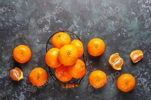 Preview: Fresh juicy clementine mandarins.