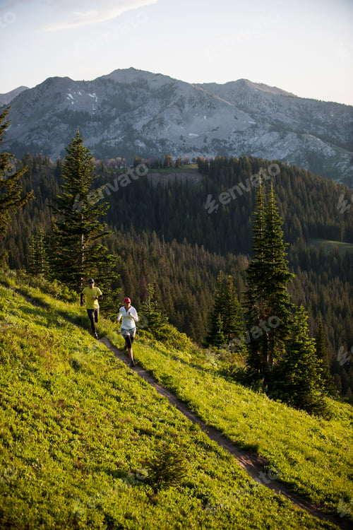 Preview: Runners on Bloods Lake trail near Guardsman Pass, Wasatch Mountains, Utah, USA