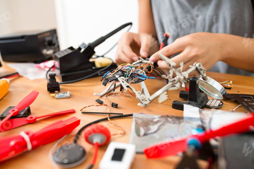 Preview: Connecting wires on flying drone