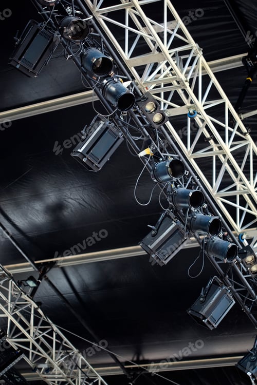 Preview: Spotlights on stage