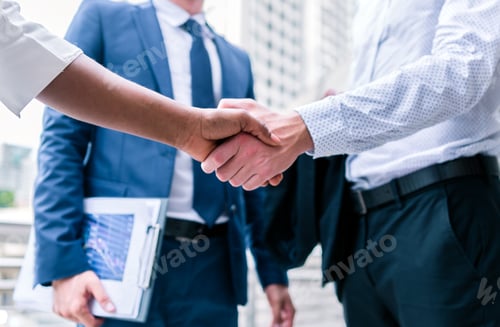 Preview: Deal handshake of business
