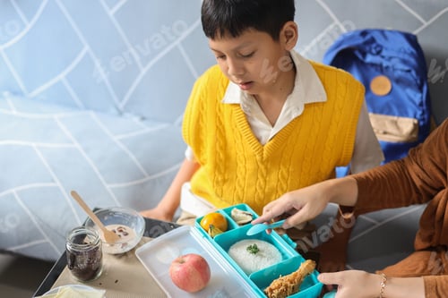 Preview: Breakfast and preparing lunch box