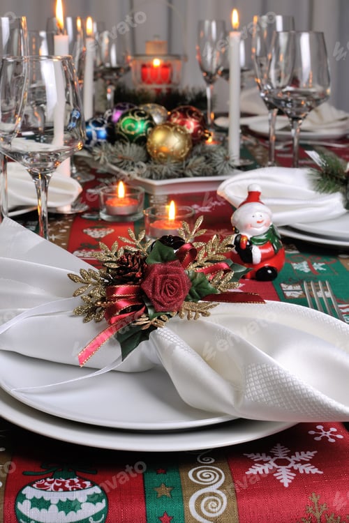 Preview: Fragment serving Christmas table