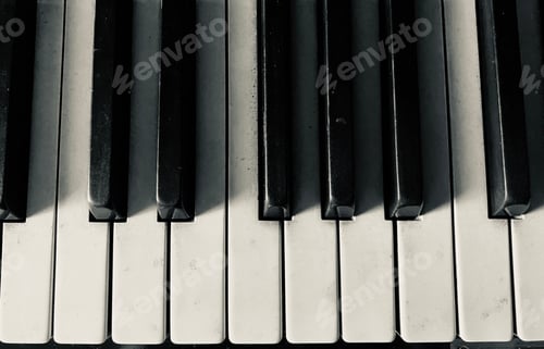 Preview: old piano keys full frame top vi