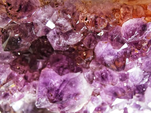 Preview: Closeup of the shiny purple beautiful amethyst gemstone