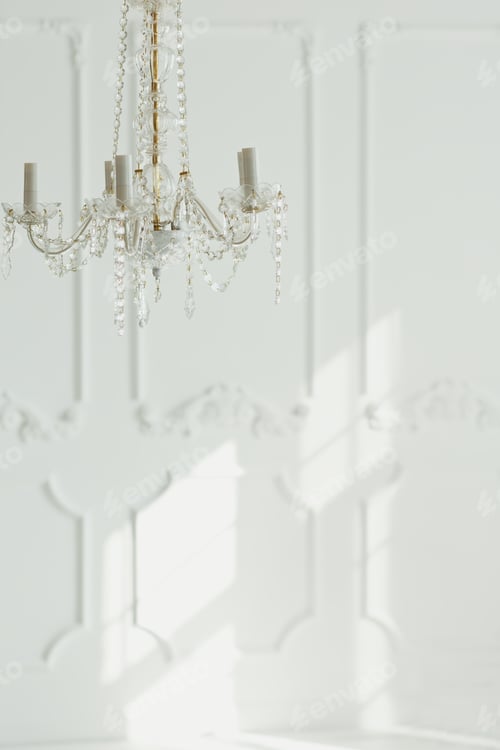 Preview: Decorative crystal of contemporary chandelier