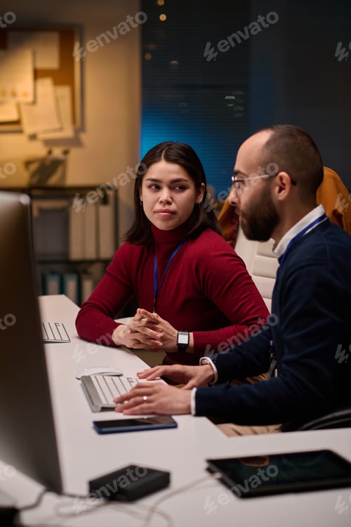Preview: Software Development Team in Office
