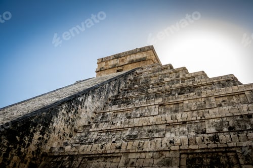 Preview: Mayan Temple pyramid of Kukulkan, - Chichen Itza, Yucatan, Mexico