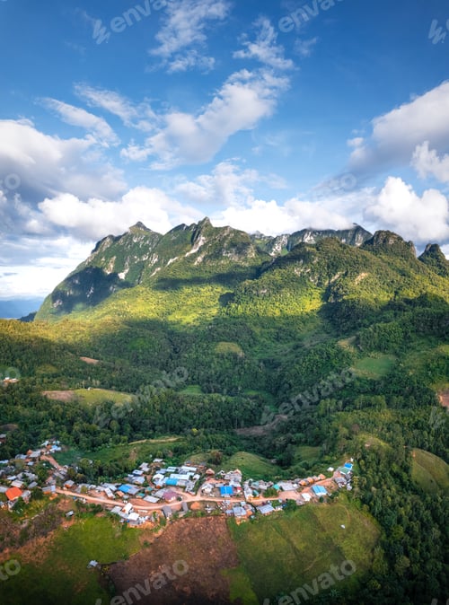 Preview: Green mountain view at Chiang Dao