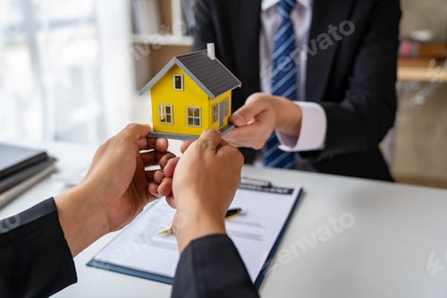 Preview: The model home was delivered to the customer by a real estate agent. home insurance trading house tr