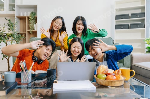 Preview: Learning online working concept.