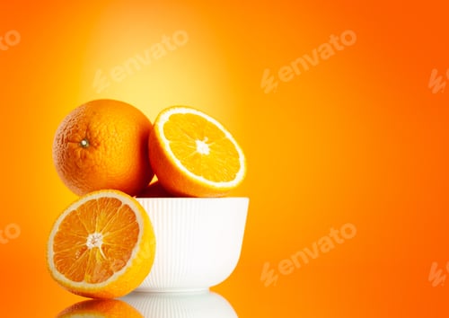 Preview: Fresh orange fruits