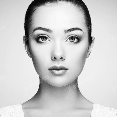 Preview: Beautiful woman face