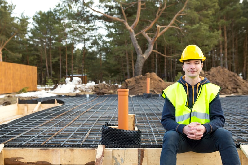 Building Contractor in 522 Bloxwich road, Walsall, WS3 2XE