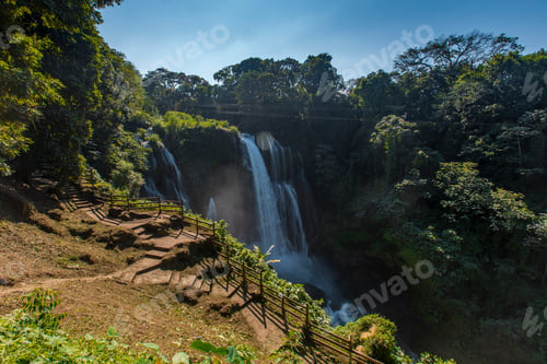 Preview: The beautiful trail to go down to the Pulhapanzak waterfall on Lake Yojoa. Honduras