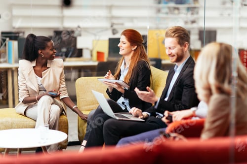 Preview: Business people conversation. Technology at hand