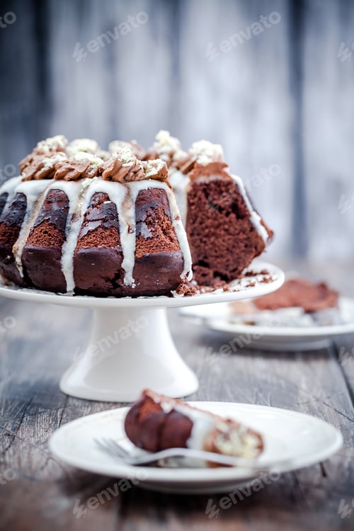 Preview: Fluffy bundt cake ideal for Easter or Christmas