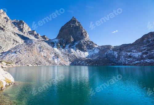 Preview: Mountains lake
