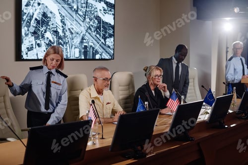 Preview: Politicians sitting at business conference