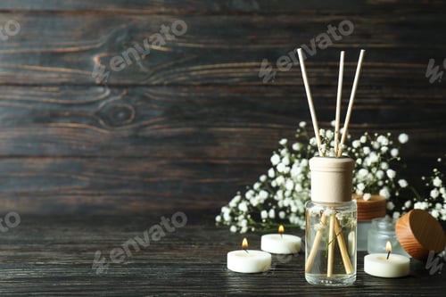Preview: Aromatic concept with diffuser on wooden table