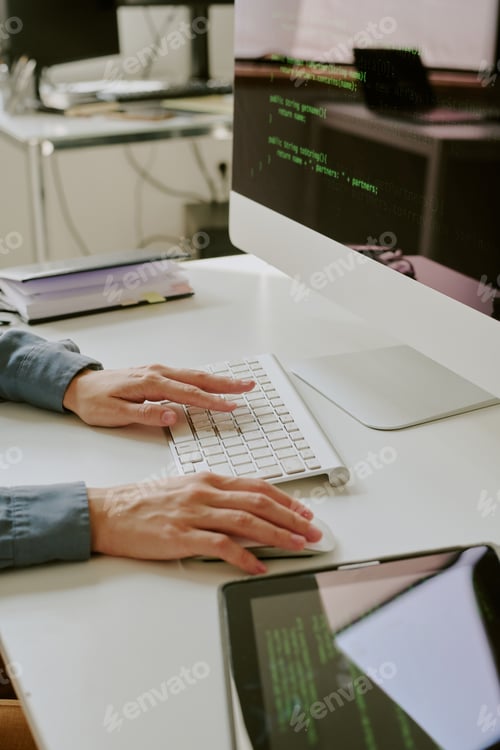 Preview: Hands Of Unrecognizable Female Programmer
