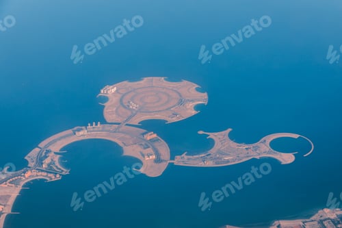 Preview: Construction on an artificial islands in Dubai