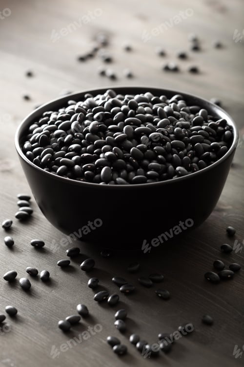 Preview: black turtle beans legumes in bowl