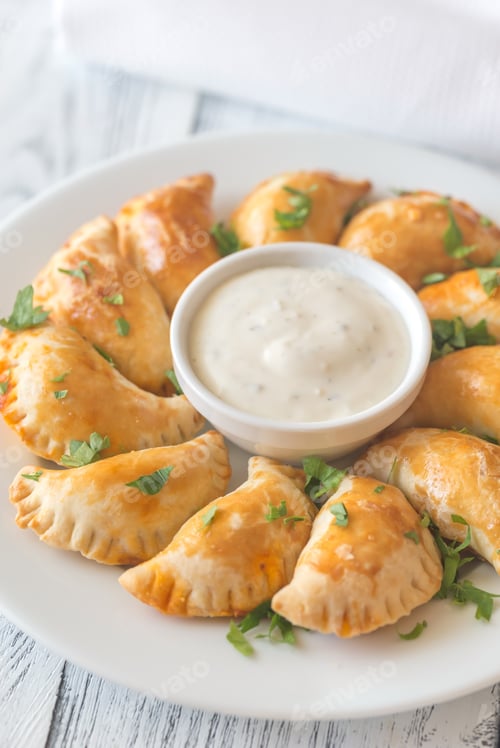 Preview: Mini chicken pies on the white plate
