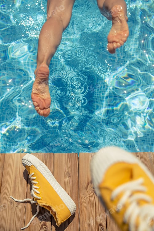 Preview: Woman having fun on summer vacation