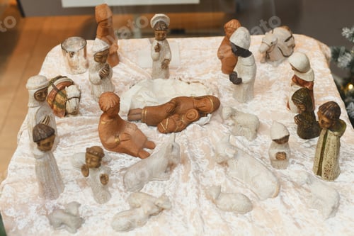 Preview: Ceramic figurines of Joseph Mary and Jesus Christmas creche
