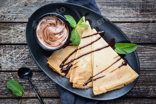Preview: Crepes with chocolate spread