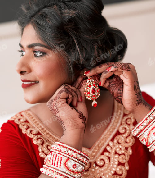 Preview: Because a bride has got to be elegant