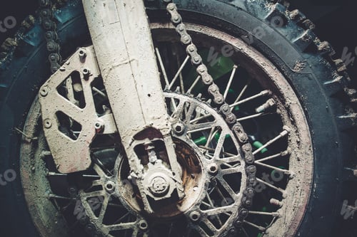 Preview: Dirty Motocross Bike Wheel