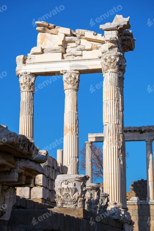 Preview: Vertical photo of ruins of the Temple of Trajan on a background of blue sky. Bergama, Turkey.