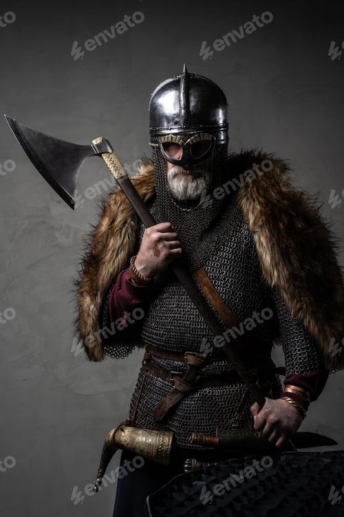 Preview: Barbaric elder vandal weared in mail coat