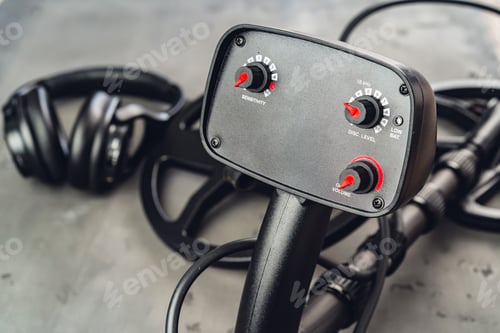 Preview: Metal detector tool on concrete background close up
