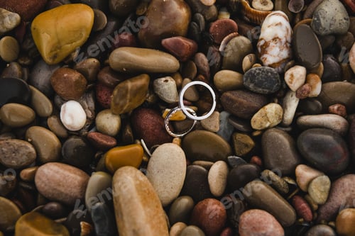 Preview: Pair of elegant wedding rings