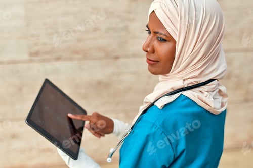 Preview: Muslim doctor outside near the hospital