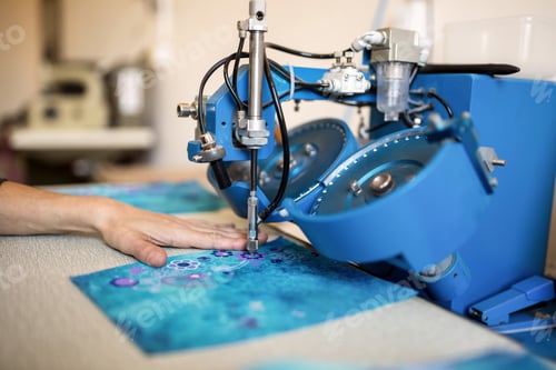 Preview: Precision machine attaching decoration