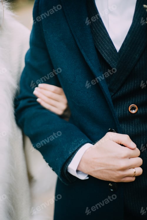 Preview: Details of the wedding day