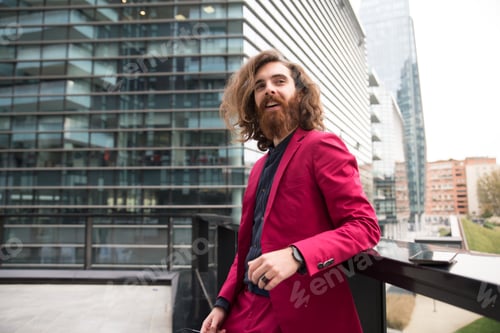 Preview: Hipster man
