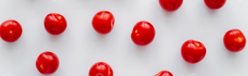 Preview: Flat lay of whole cherry tomatoes on white background, banner