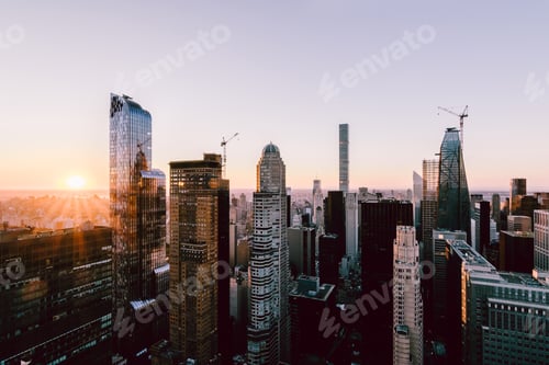 Preview: High angle shot of the skyscrapers and buildings in New York City, United States