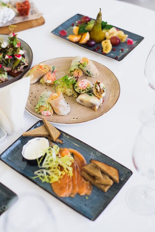 Preview: spring rolls in rice paper on festive table