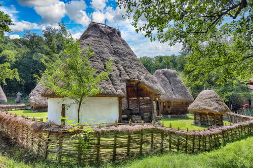 Preview: Amazing summer scene of traditional romanian peasant houses.