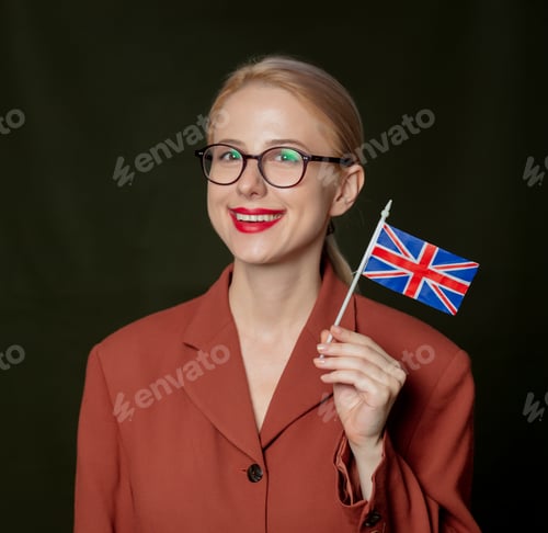 Preview: Stylish woman in glasses with Great Britain flag